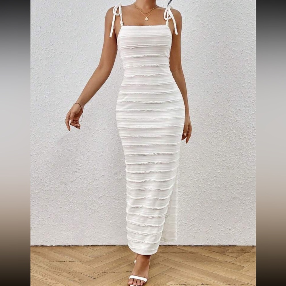 SHEIN Privé Textured Fish Tail Hem Cami Dress